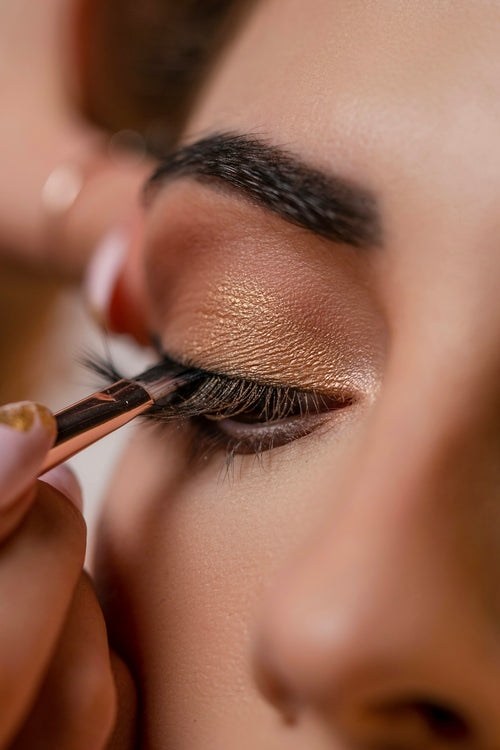 Essential Tips for Creating Stunning Eye Looks with a Makeup Palette