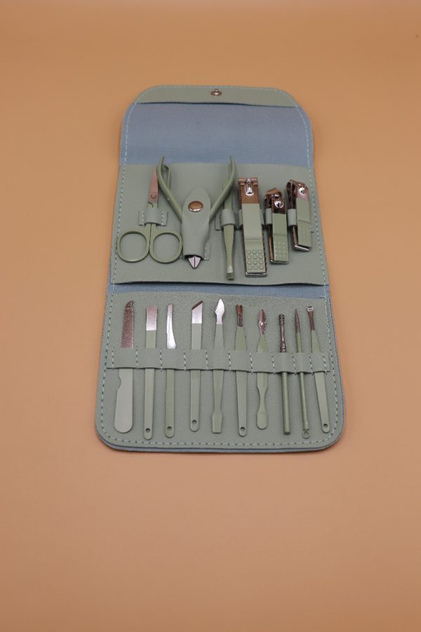 Manicure Pedicure Kit