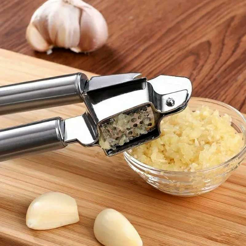 Garlic Mincer: Stainless Steel Manual Press